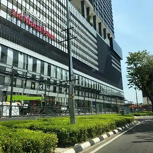 Tropicana 218 Macalister Apartment George Town